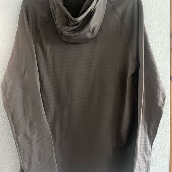 NEW 5.11 Tactical Men's SZ Small Brown Waffle Hoodie - Picture 11 of 15